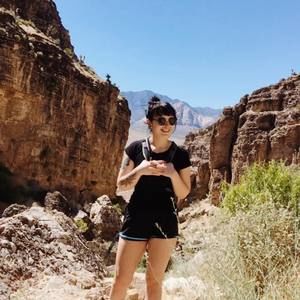 Meet your Posher, Hannah